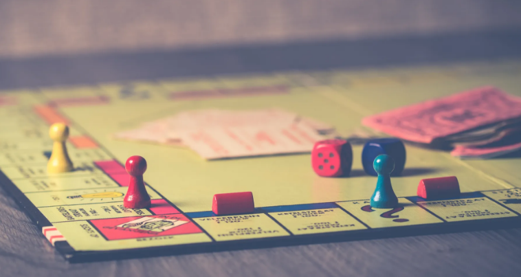 Fun Board Games to Play During Travels post thumbnail image